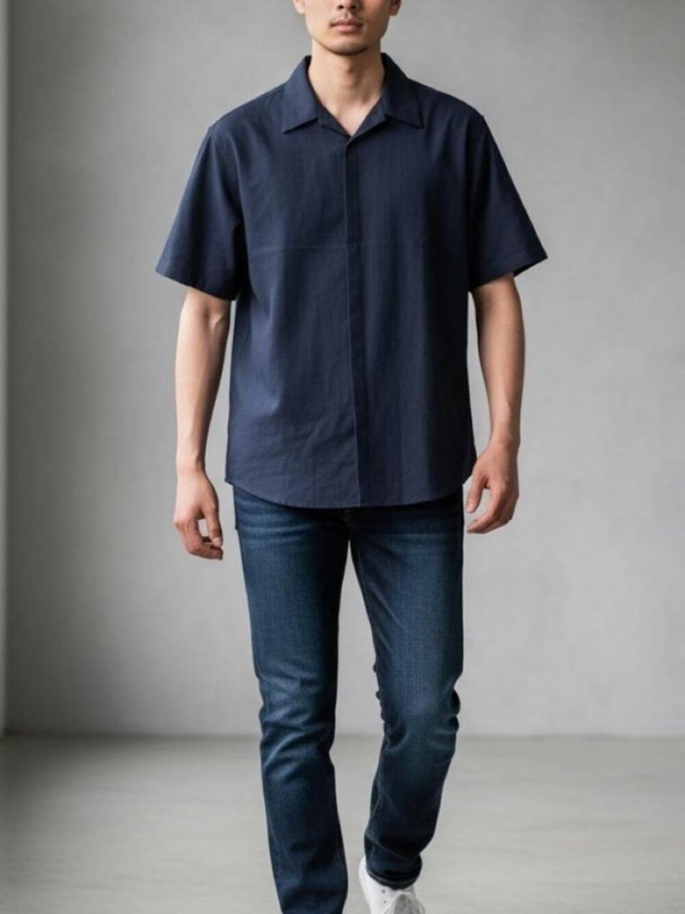 Men's Navy Short Sleeve Button-Up Shirt